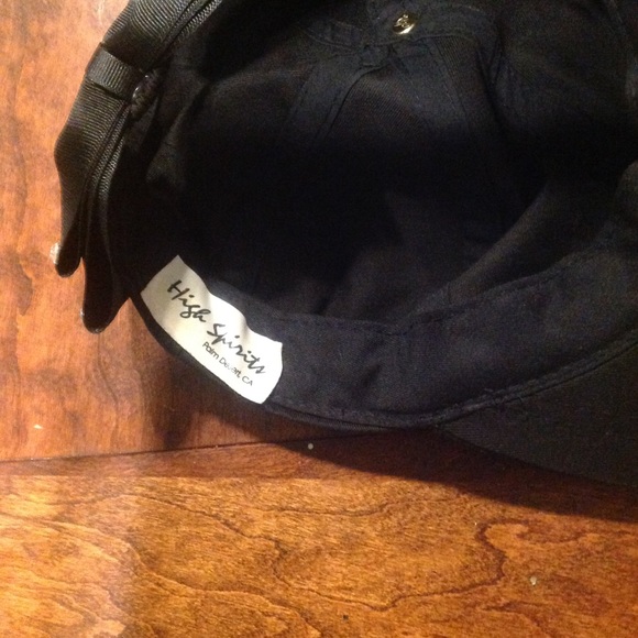 New rhinestones covered bow in back bas ball cap - Picture 4 of 5